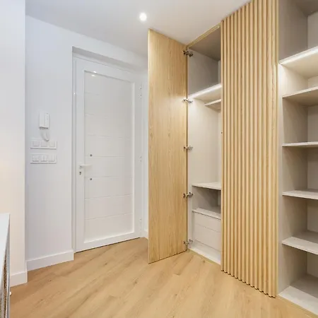 Luxury Silgar アパート *